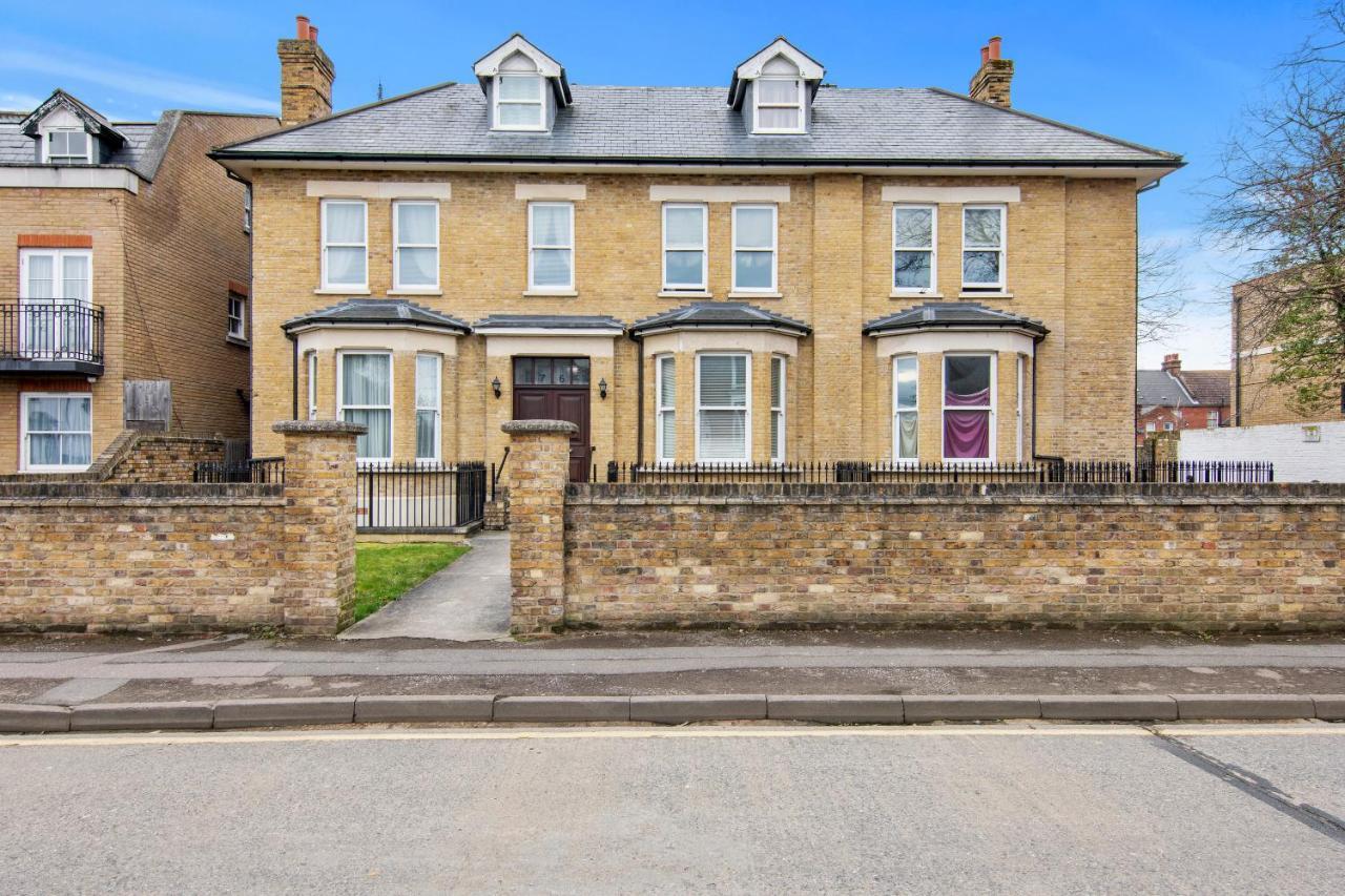 The Roost Group - Bedford House Apartments Gravesend Exteriör bild